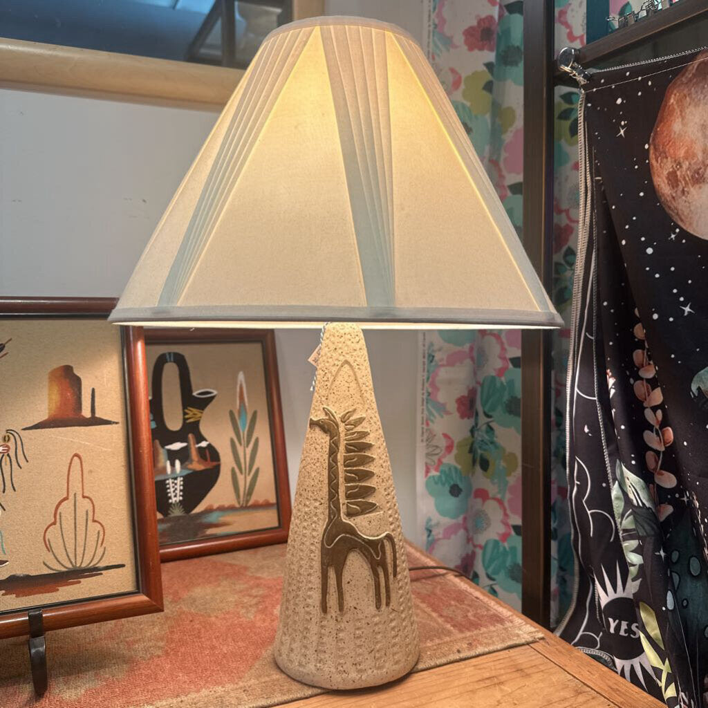 Vintage Giraffe Table Lamp