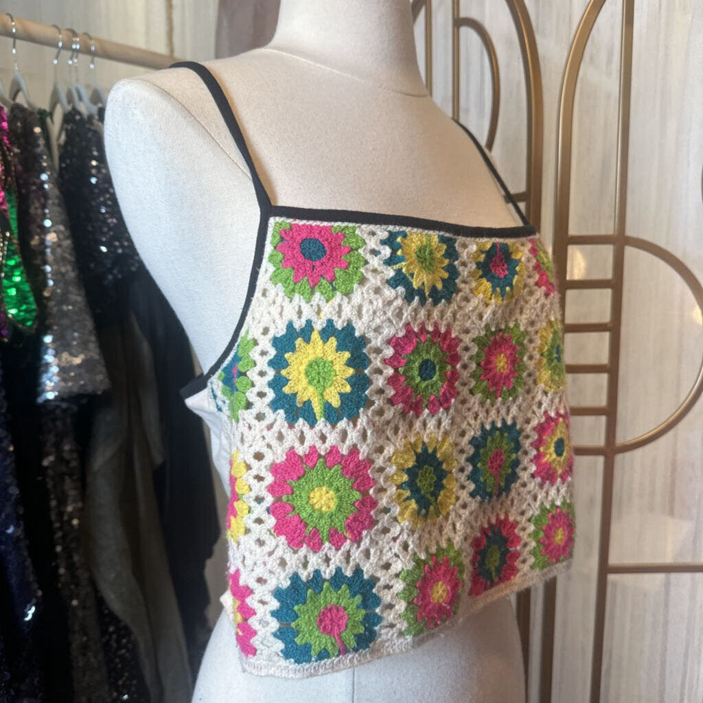 Knit Flower Crochet Top