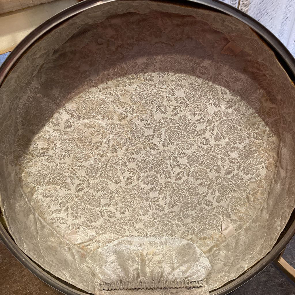 American Tourister Tiara Round Suitcase