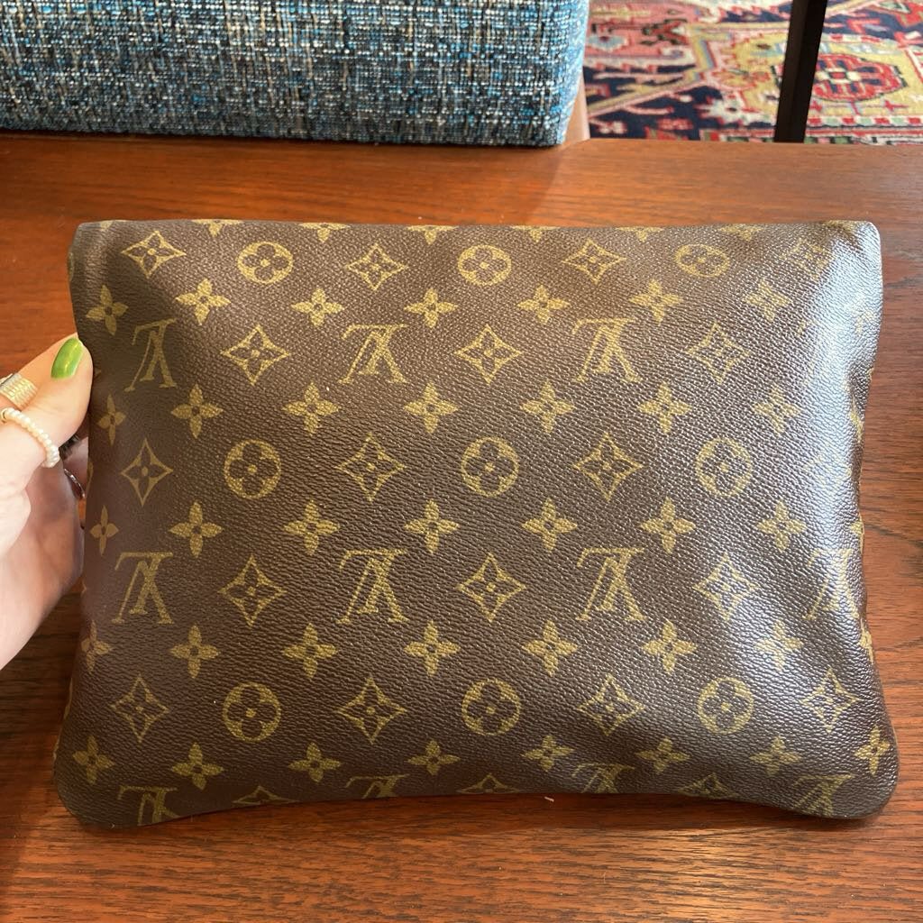 Vintage Authentic Louis Vuitton Pliante Clutch Handbag