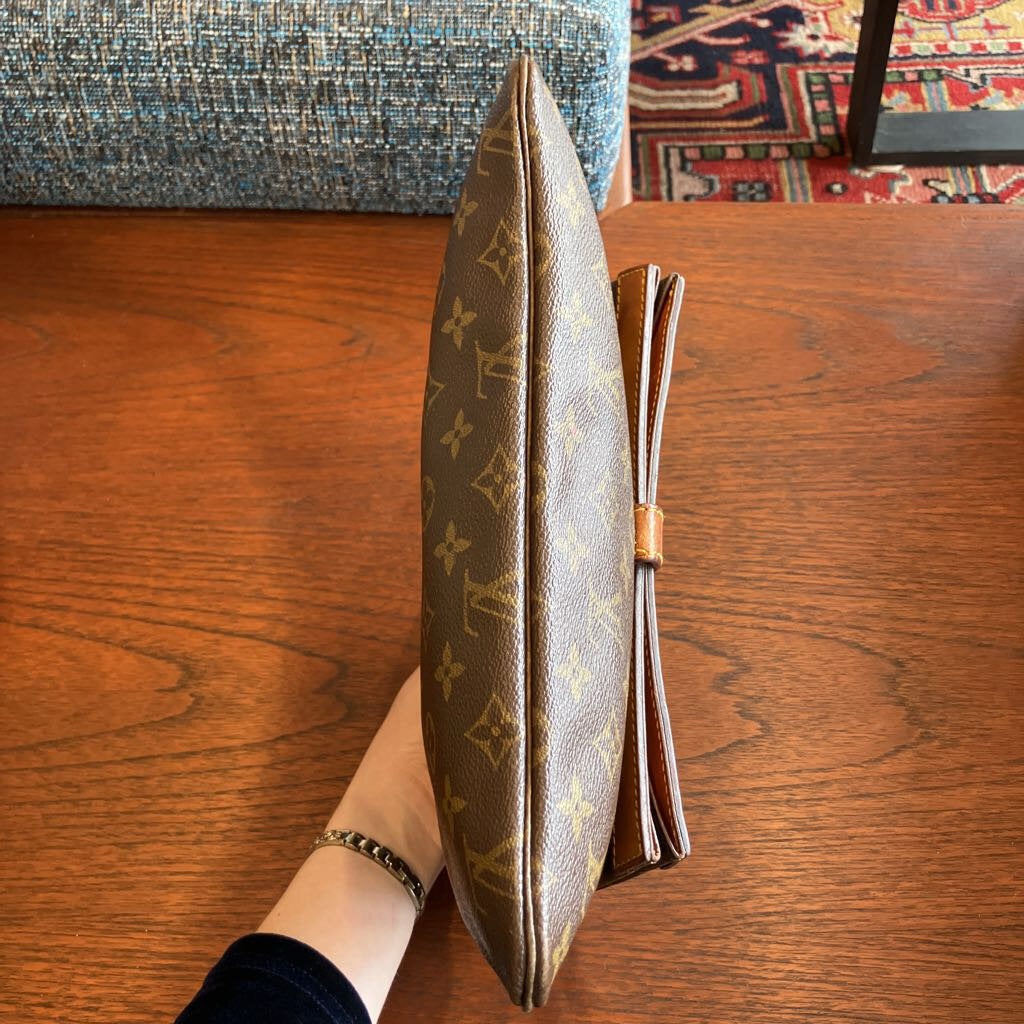 Vintage Authentic Louis Vuitton Pliante Clutch Handbag