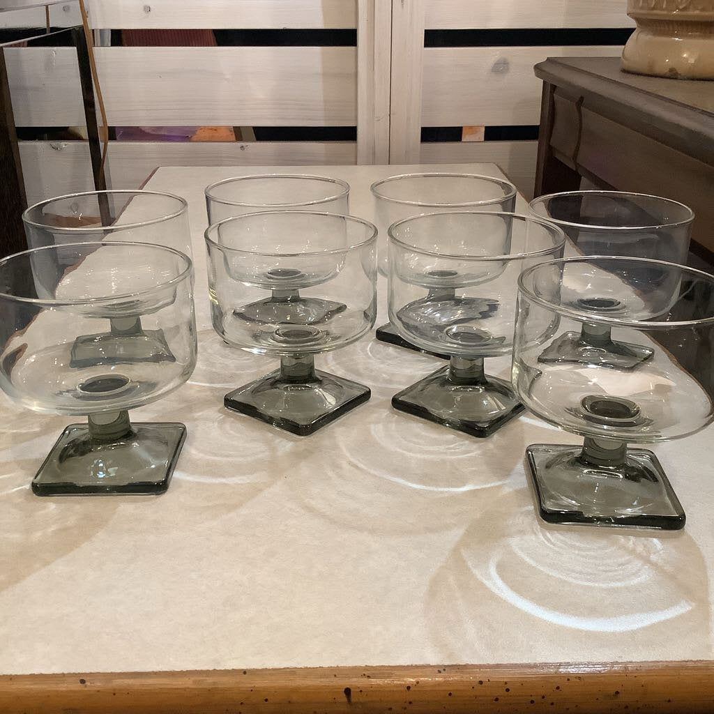 Vintage Mid Century Modern Set of 8 Coupe Glasses w Square Base