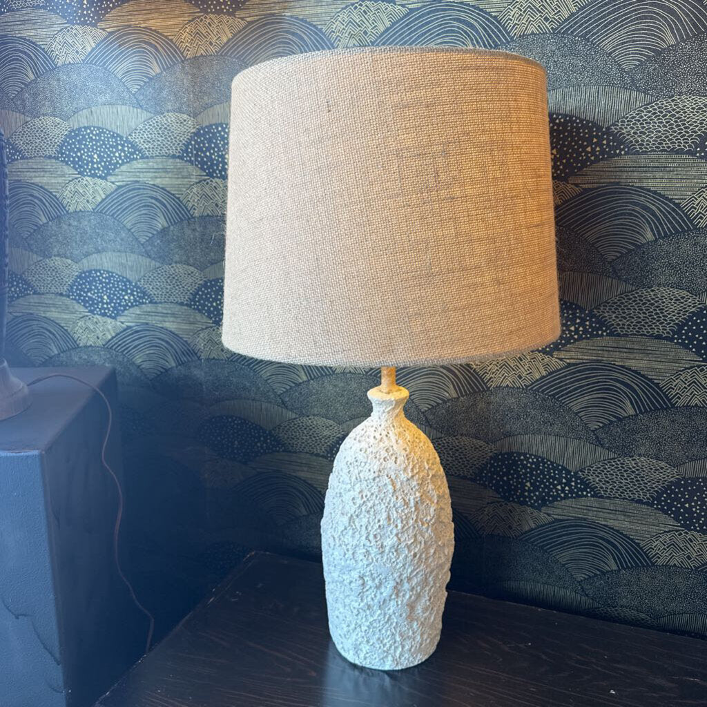 Mid Century Cream Tessellated Table Lamp