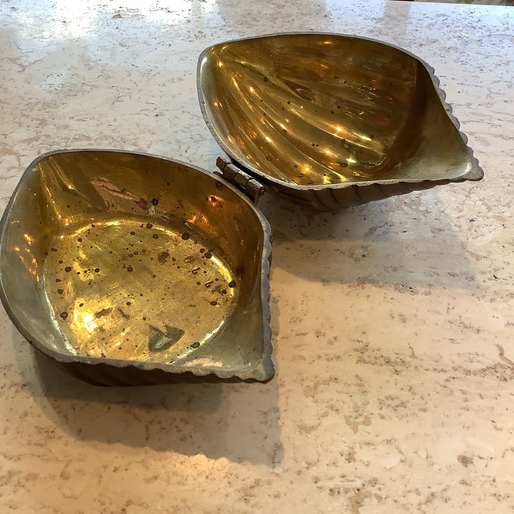 Vintage Brass Shell Jewelry Holder