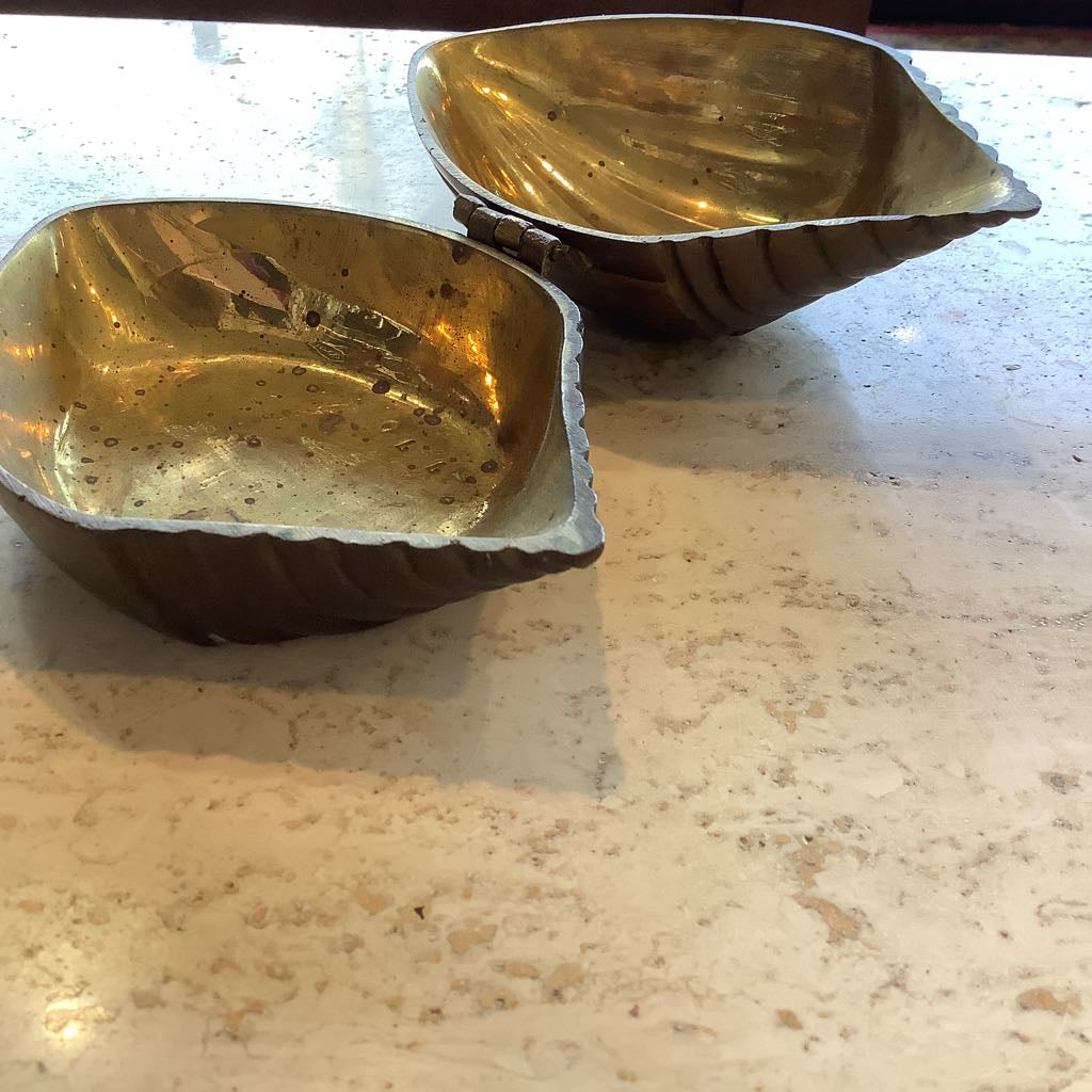 Vintage Brass Shell Jewelry Holder