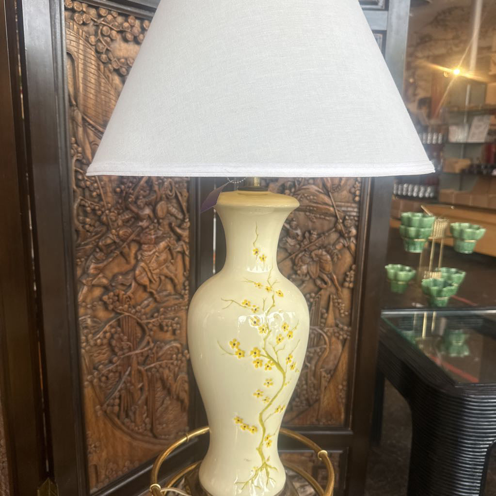 VTG "Cherry Blossom" Ginger Jar Lamp with Brass Base