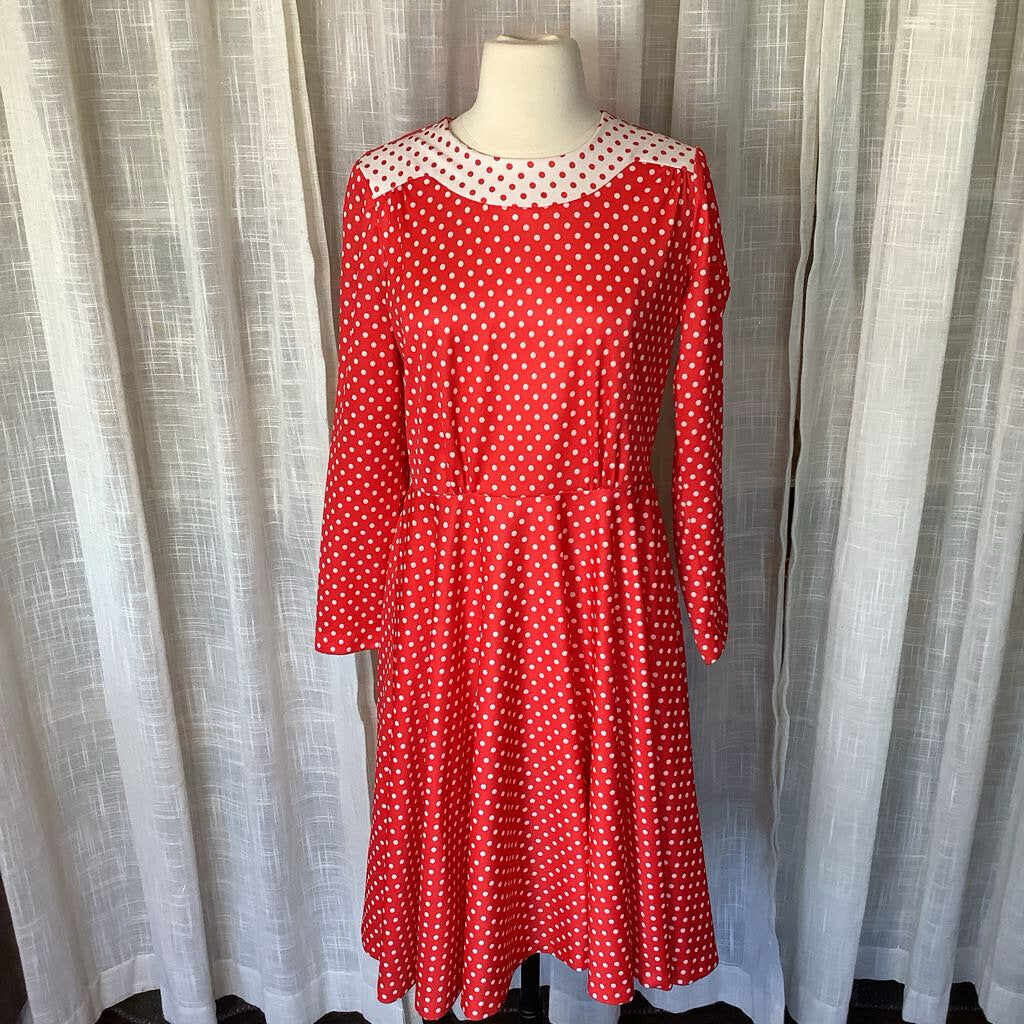 1970s Red and White Polka Dot Day Dress with Belt 1970s Red and White Polka Dot Day Dress with Belt