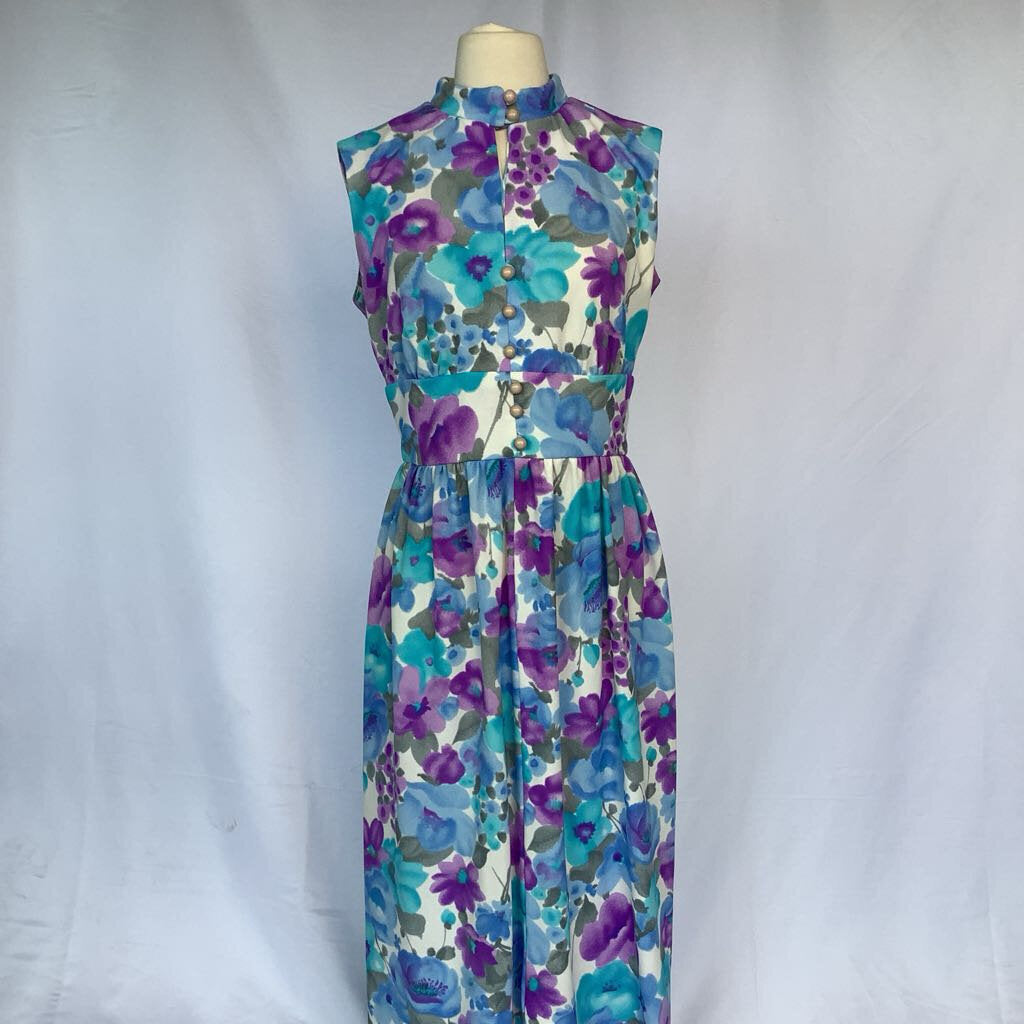 1970s White Floral Maxi