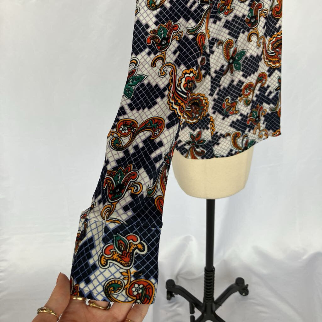 Vintage 1970s Deadstock Blue Psychedelic Paisley Button Down