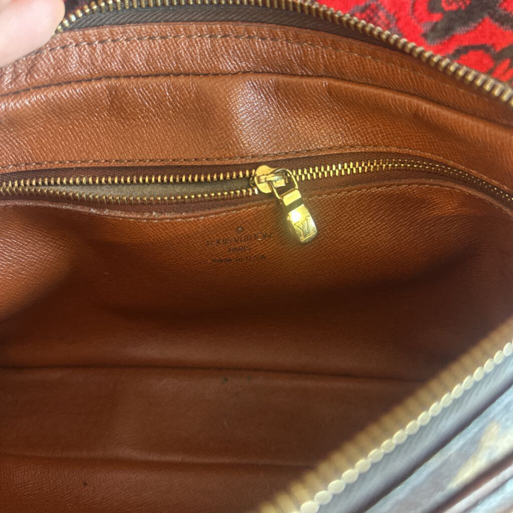 Vintage Louis Vuitton Vintage Monogram Pochette Marly Dragonne