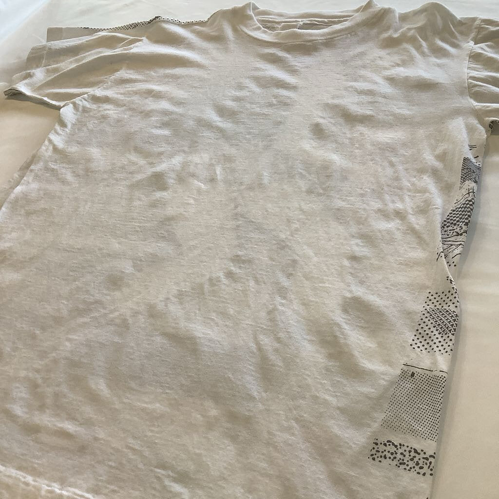 1990s Basketball AOP T-shirt