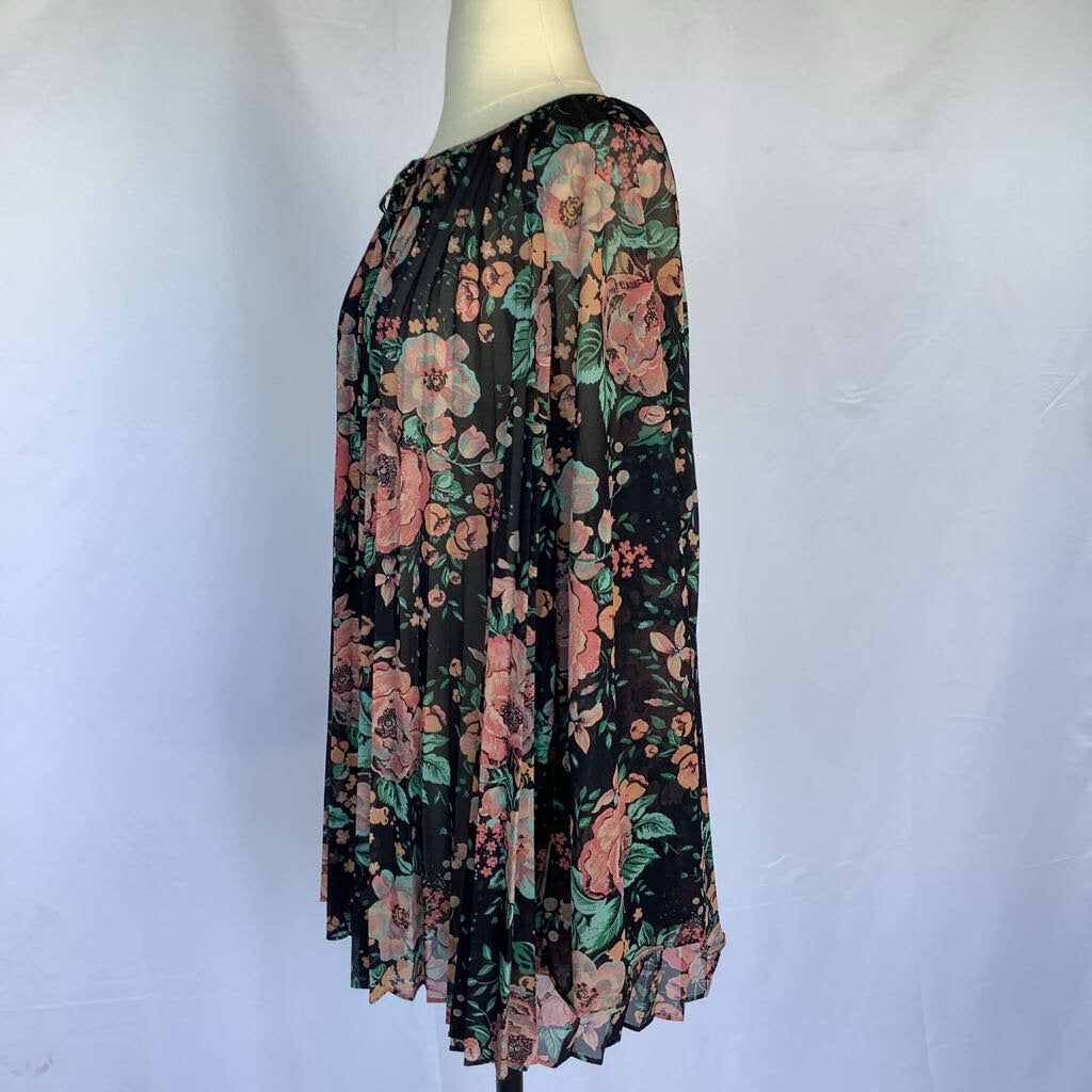 1980s Floral Pleated Open Cape Top w/ Tie at Neck