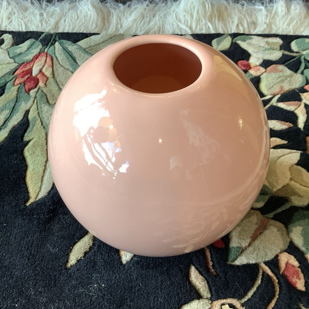 1986 Haeger Pottery American Made Peach Round Ball Vase