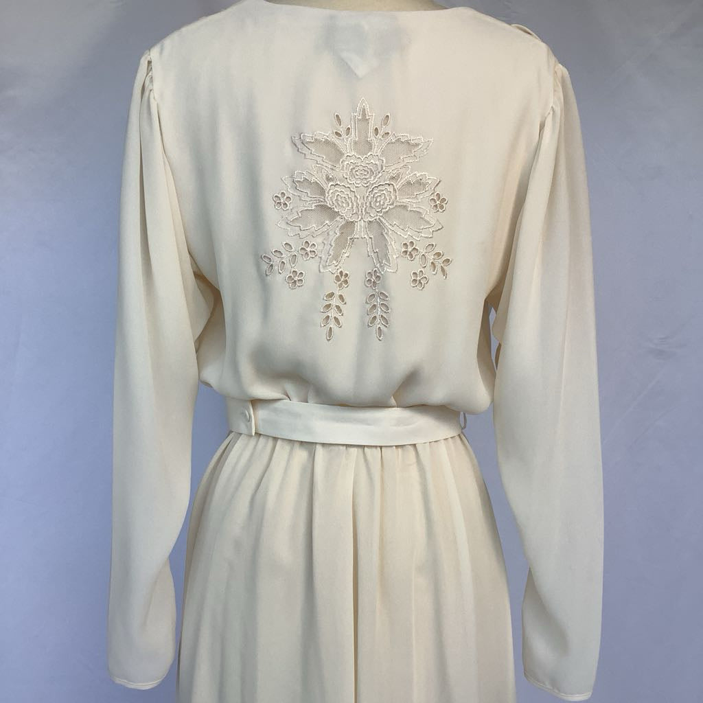 1970s Ursula of Switzerland Cream Midi w/ Back Floral Embroidery