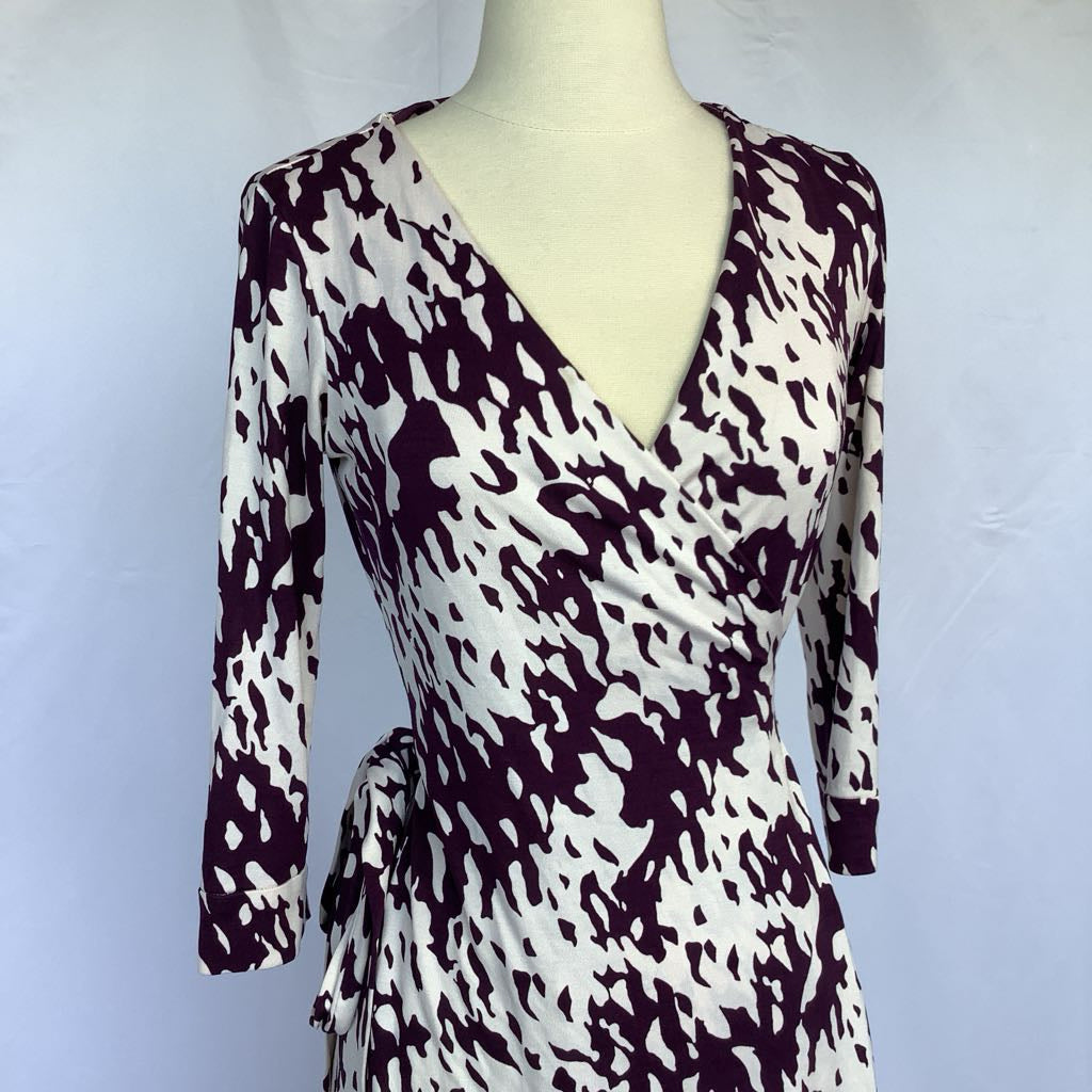 Diane von Furstenberg New Julian Two Silk Purple & White Print Wrap Dress