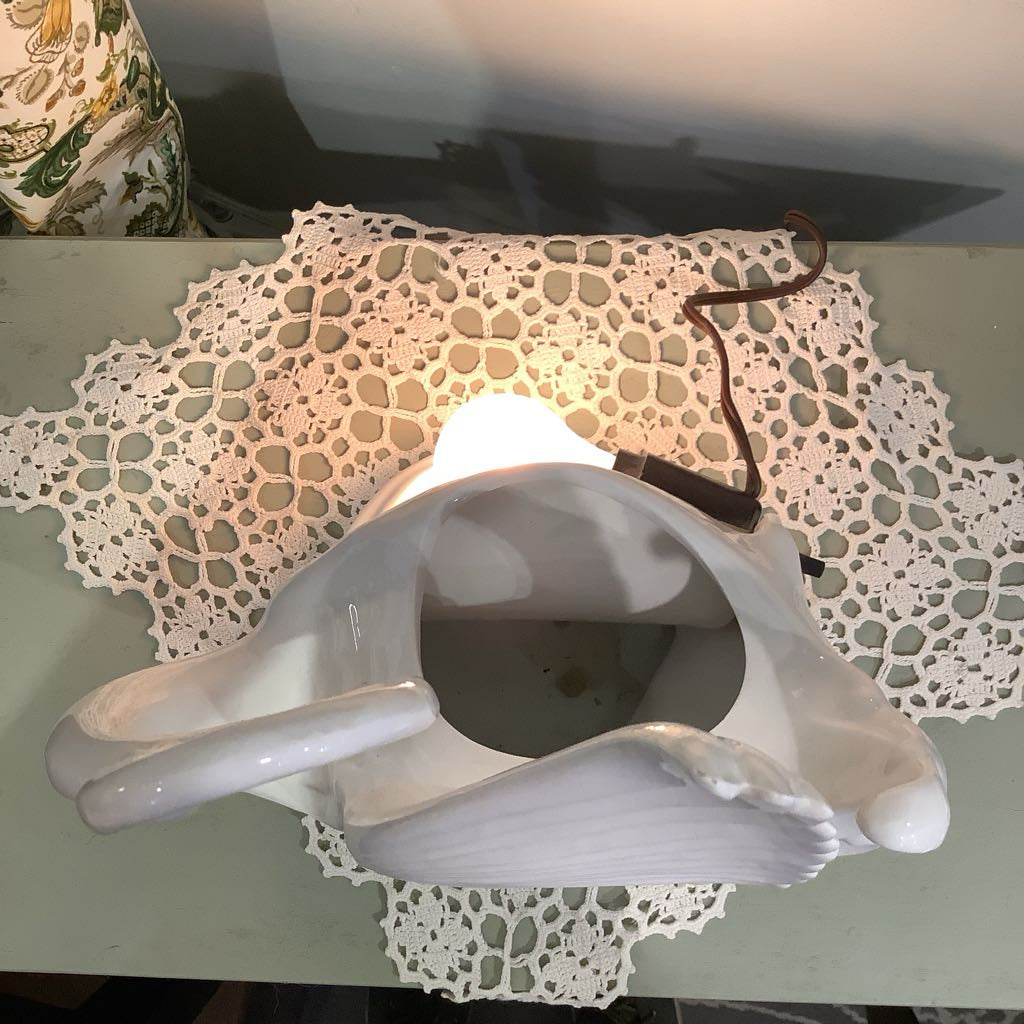 Vintage White Swan TV Lamp