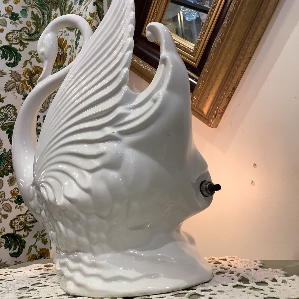 Vintage White Swan TV Lamp