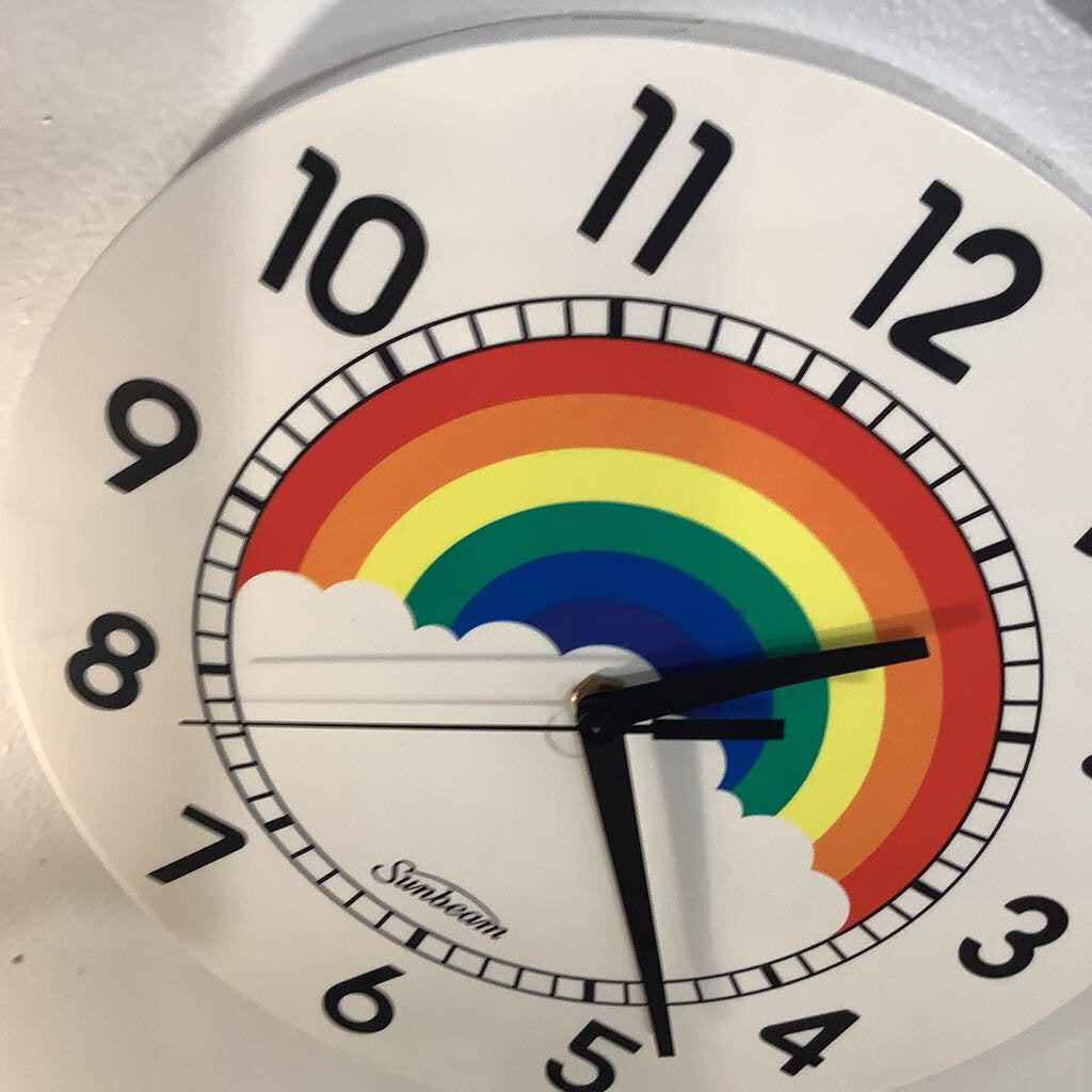 Vintage Sunbeam Rainbow Clock