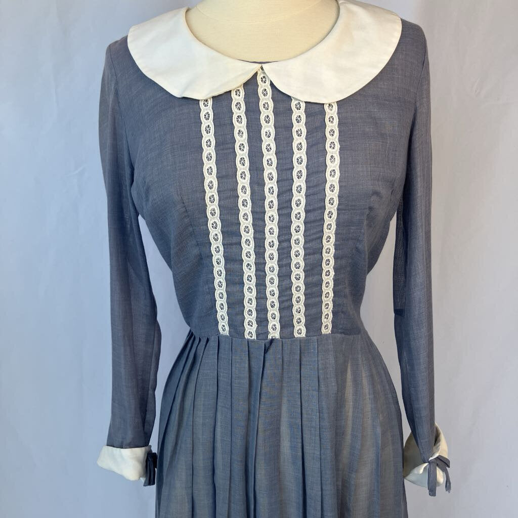 1960s Grey Day Dress with Peter Pan Collar
