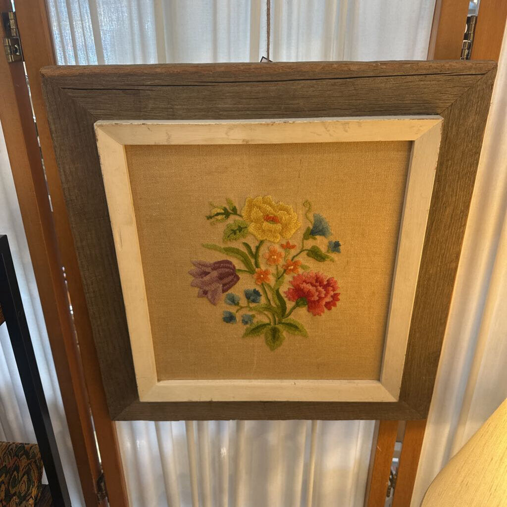 Vintage Flowers Crewel