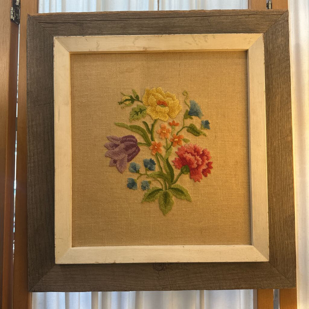 Vintage Flowers Crewel