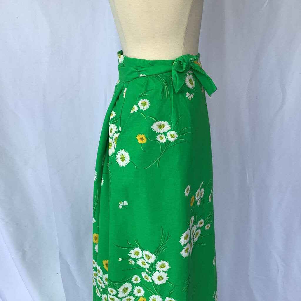 1970s Kelly Green Floral Maxi Wrap Skirt