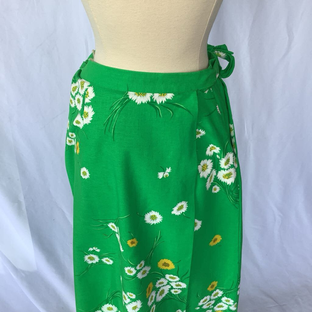 1970s Kelly Green Floral Maxi Wrap Skirt