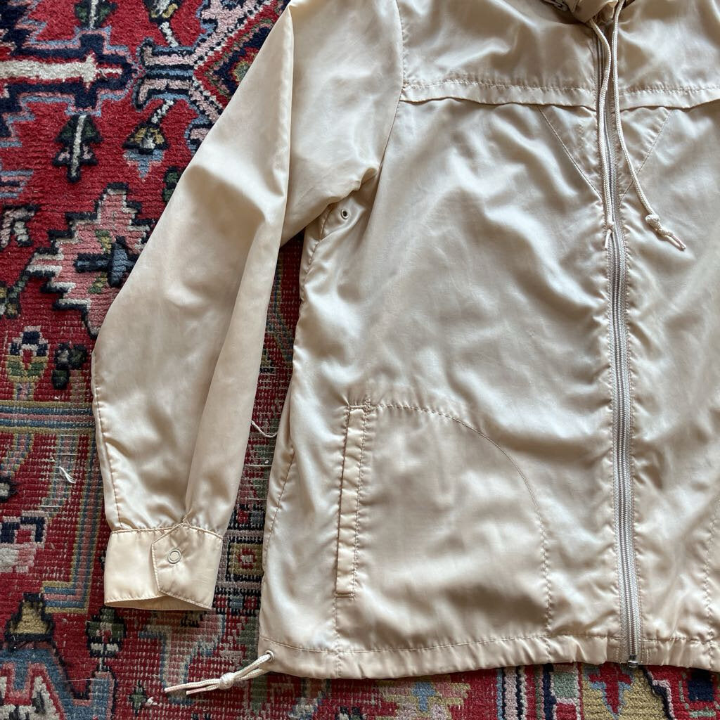 Vintage White Stag Windbreaker with Hoodie