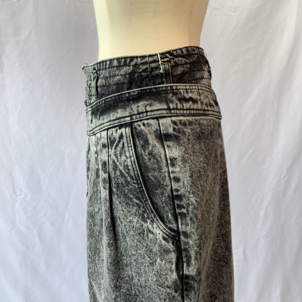 1980s Weathered Blues Acid Wash Denim Pencil Skirt