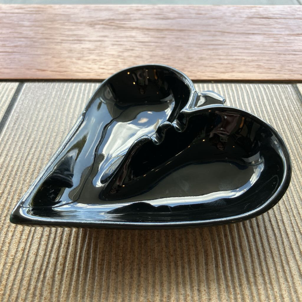 1970s Red Wing Black Spade Ashtray