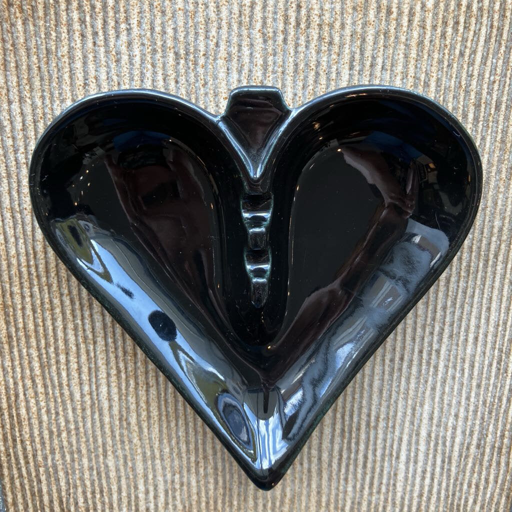 1970s Red Wing Black Spade Ashtray