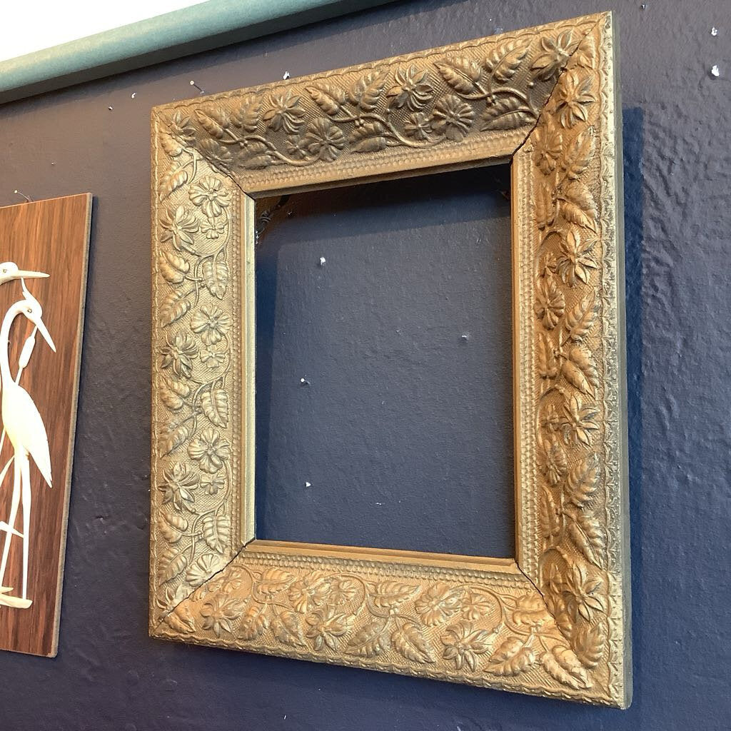Antique Gold Ornate Embossed Thick Frame