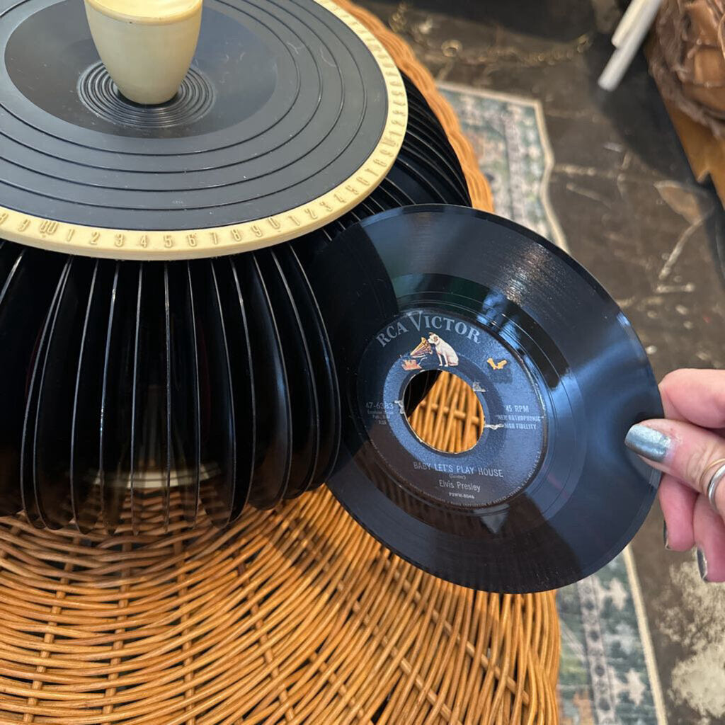 Super Rare Vintage 1950s Conrad Disc Jockey w/ 80 45's