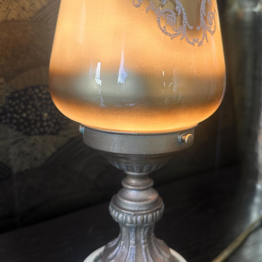 Vintage Art Deco Lamp
