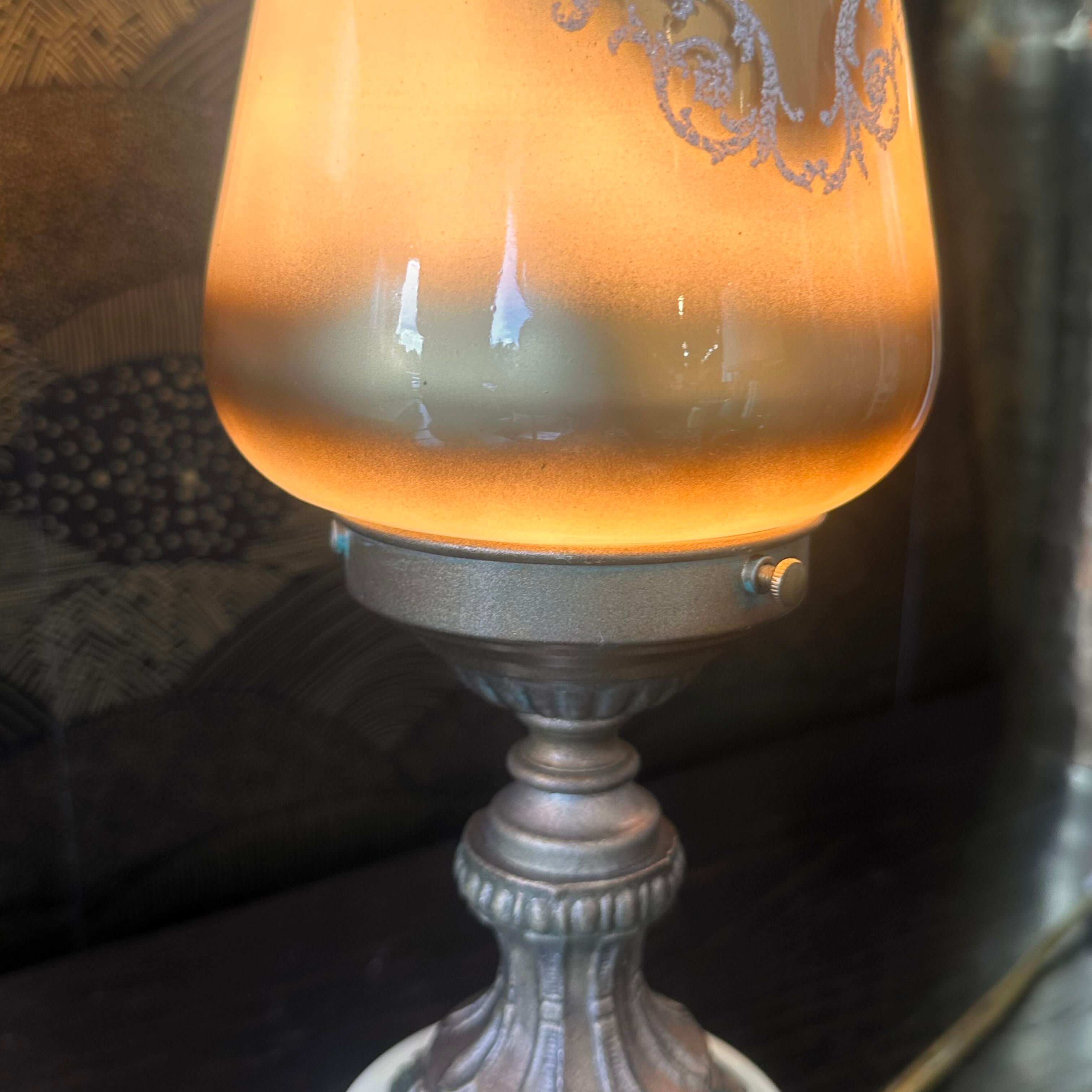 Vintage Art Deco Lamp