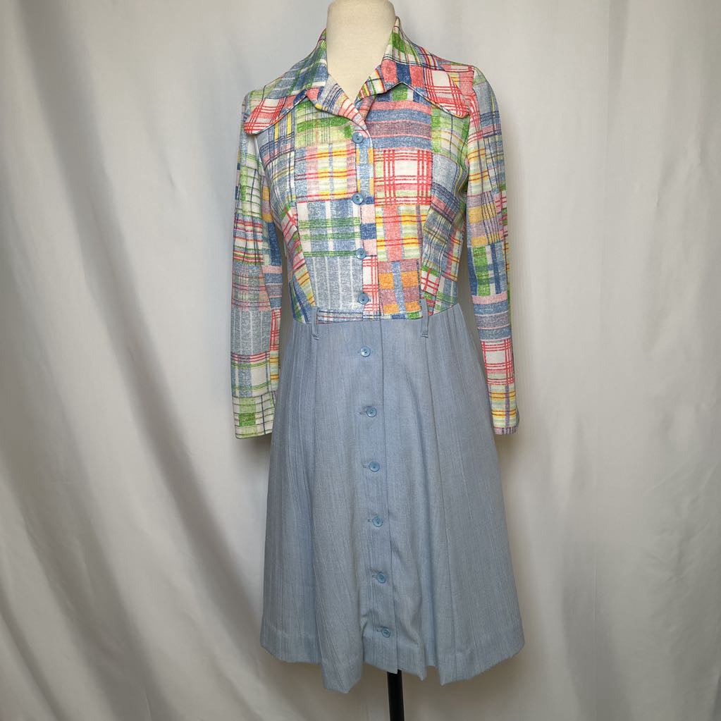 1970s Plaid Polyester Rounded Wing Collar Dress