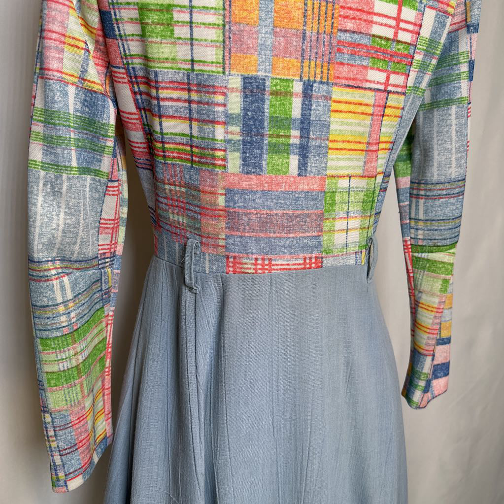 1970s Plaid Polyester Rounded Wing Collar Dress