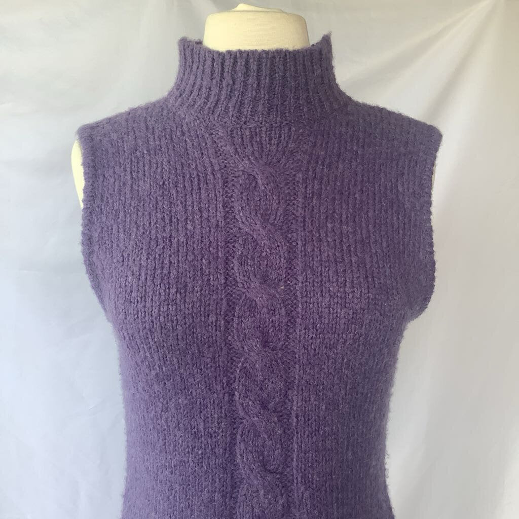 Knit Turtleneck Sleeveless Sweater