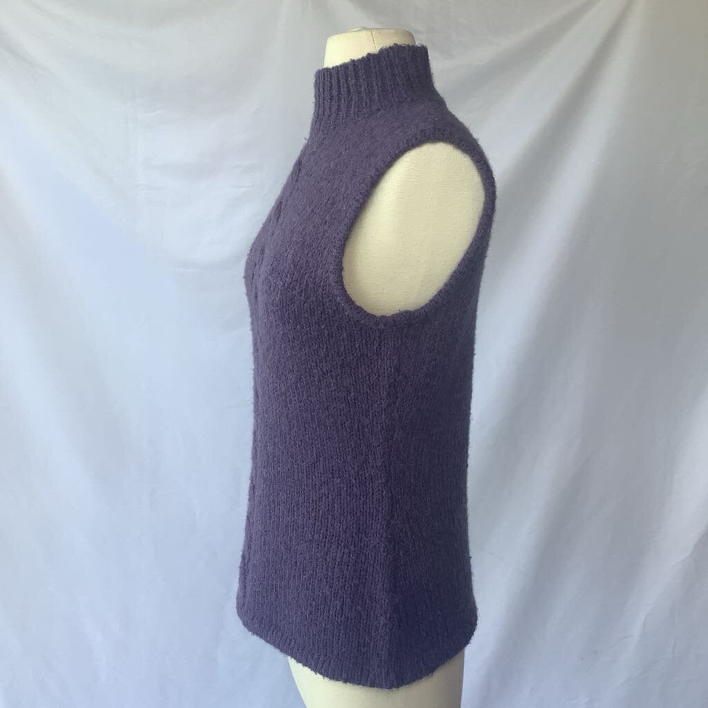 Knit Turtleneck Sleeveless Sweater
