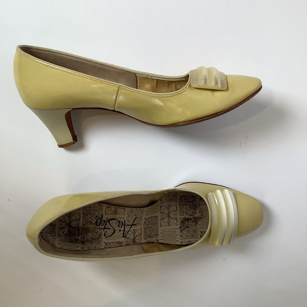 70s Butter Yellow Patent Pumps