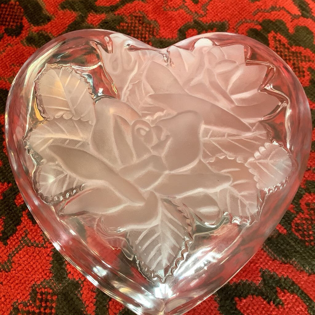 Vintage Studio Nova Frosted Rose Trinket Box