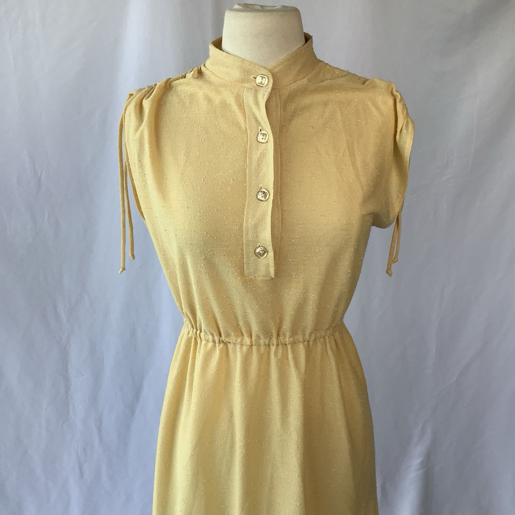 1970s Yellow Day Dress w/ Gathered Shoulders