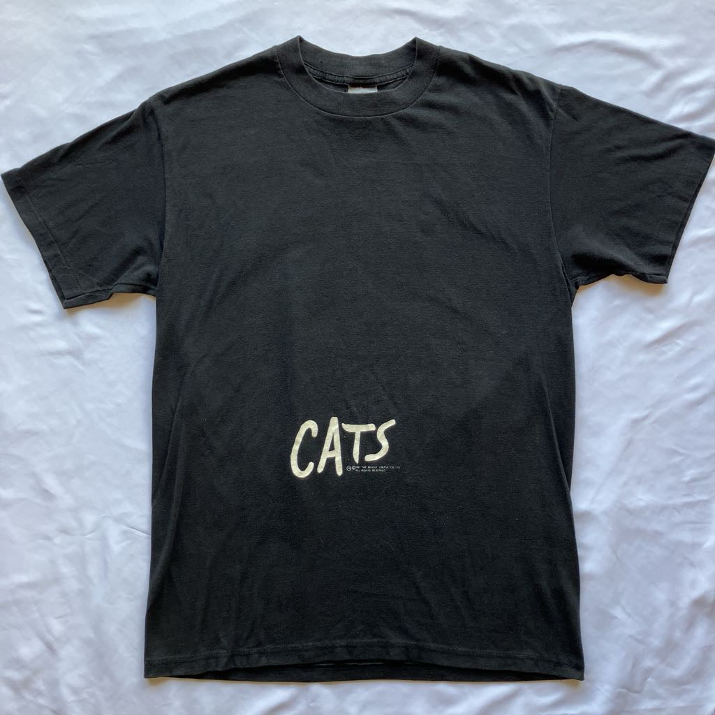 1981 Cats T-shirt