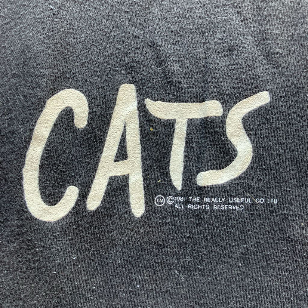 1981 Cats T-shirt