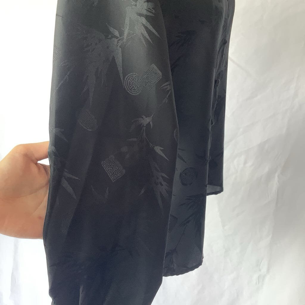 1990s Notations Black Asian Print Button Down