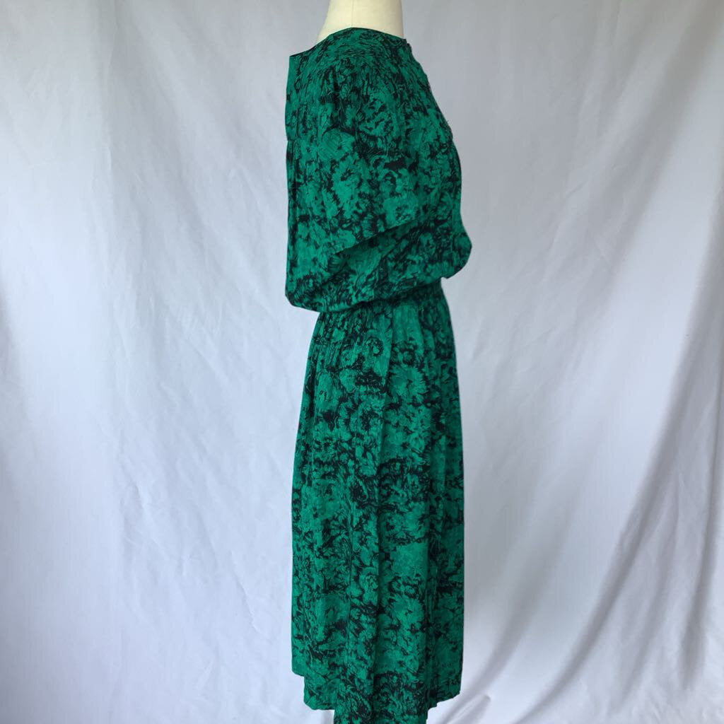 1980s Virgo II Rayon Green Dress w/ Elastic Waist