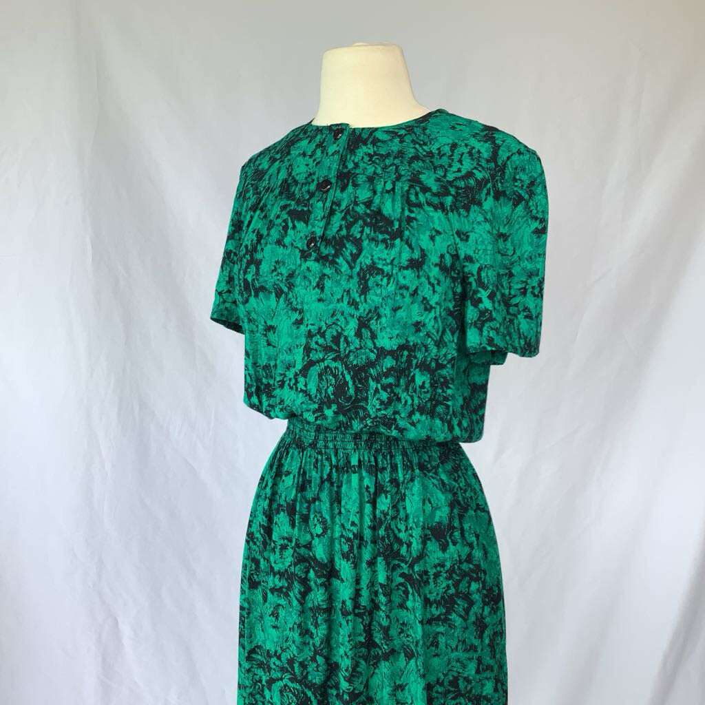 1980s Virgo II Rayon Green Dress w/ Elastic Waist