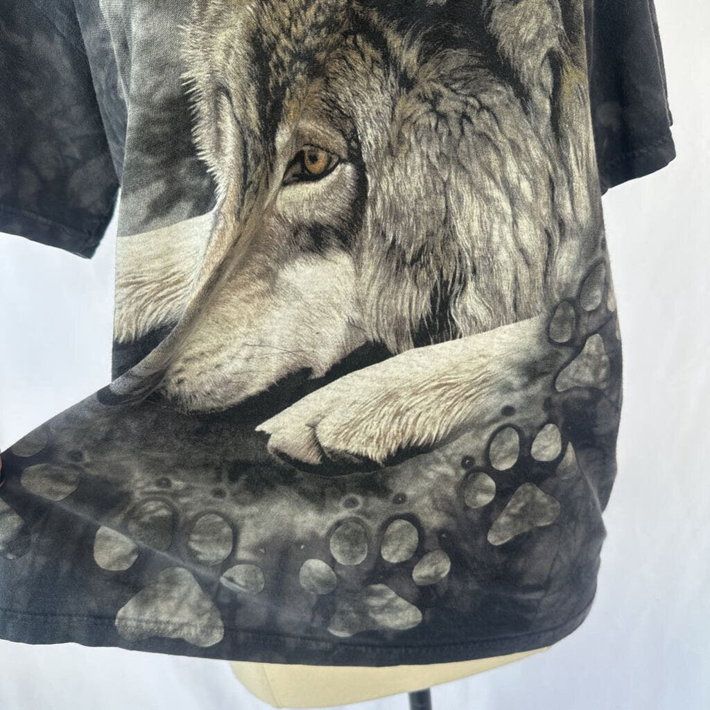 2002 Mountain Wolf T-shirt