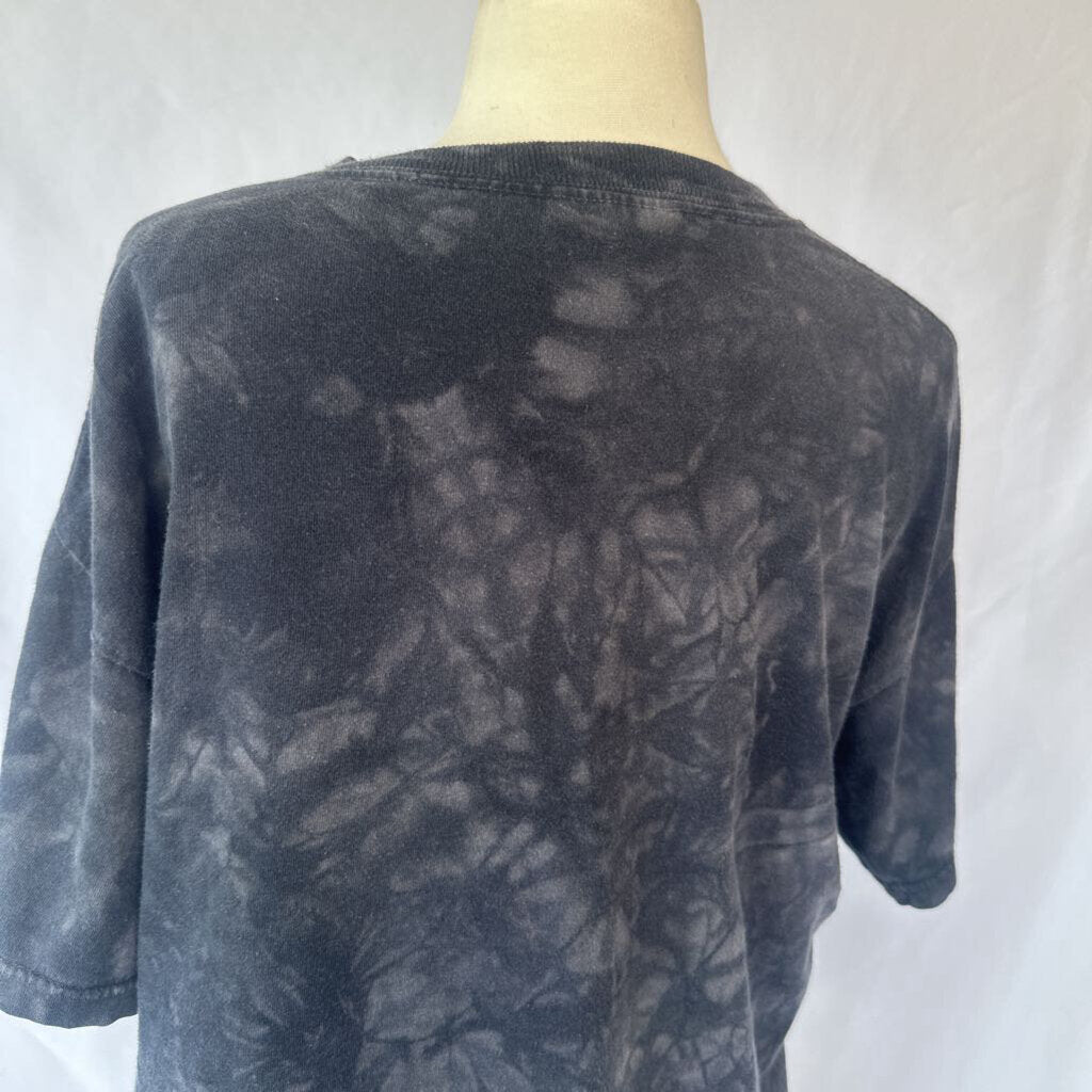 2002 Mountain Wolf T-shirt