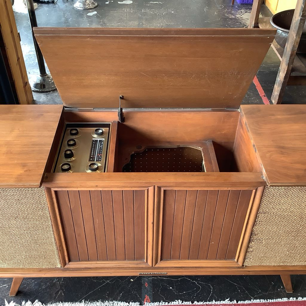 1962 Stromberg-Carlson "Young American" Tube Console Stereo in Mid Century Cabinet